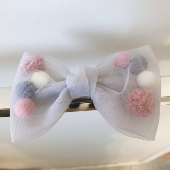 NEW Pom Pom Bow Hair Clip / Hair Accessory - Picture 2 of 3